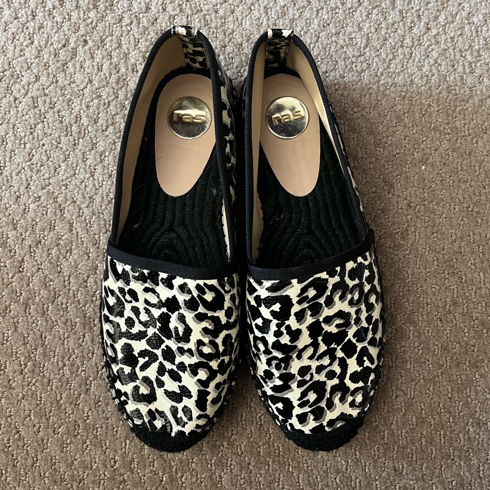 RAS Shoes